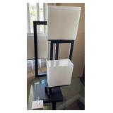 J1 - MODERN-STYLE TABLE LAMP (L19)