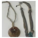 LOT OF TWO VINTAGE NECKLACES
