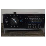 R - ZENITH SOLID STATECLOCK RADIO