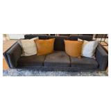 R - SOFA WITH ACCENT PILLOWS (L3)