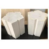 P - TWO DECORATIVE STANDS (AL5)