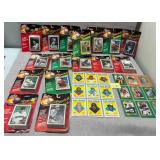 503 - LOT OF COLLECTIBLE BASEBALL & FOOTBALL CARDS