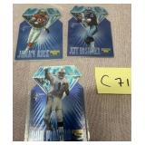 503 - DIAMOND-SHAPED DIE-CUT TRADING CARDS (C71)