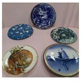 U - LOT OF FIVE COLLECTIBLE PLATES (P347)