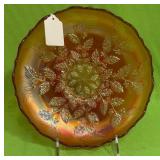 U - FENTON CARNIVAL GLASS PLATE HOLLY PATTERN