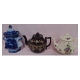 U - VINTAGE TEAPOTS & BISCUIT JAR (P413)