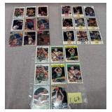 503 - LOT OF COLLECTIBLE BASKETBALL CARDS (C67)