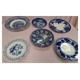 U - SIX BLUE & WHITE WARE COLLECTIBLE PLATES (P339