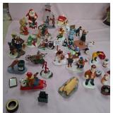 U - MIXED CHRISTMAS FIGURINES  (P498)