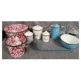U - VINTAGE GRANITE WARE COLLECTIBLES (L1)