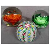 U - THREE COLLECTIBLE ART GLASS PAPERWEIGHTS