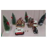 U - CHRISTMAS VILLAGE HOUSES & TREES (P195)