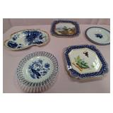 U - FIVE VINTAGE COLLECTIBLE PLATES (P337)