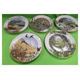 U - LOT OF FIVE COLLECTIBLE PLATES (P362)