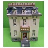 U - CHRISTMAS VILLAGE MANSION (P273)