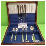 U - VINTAGE FLATWARE WITH CHEST (P134)