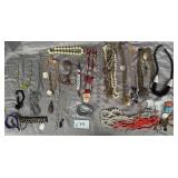 U - MIXED LOT OF COSTUME JEWELRY (L74)