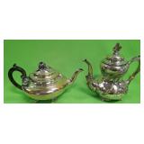 U - LOT OF TWO VINTAGE TEAPOTS (P423)