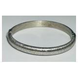 STERLING SILVER BANGLE BRACELET 21.20GRS