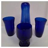 U - VINTAGE COBALT BLUE VASE & CUPS (P359)