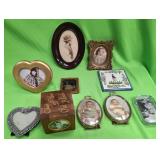 U - MIXED LOT OF PHOTO FRAMES (P453)