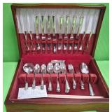 U - COMMUNITY SILVER PLATE FLATWARE WITH CHEST