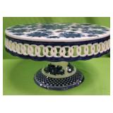 U - CRACKER BARREL CAKE STAND (P344)