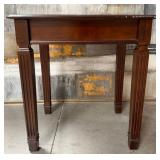 11 - VINTAGE SIDE TABLE (U7)