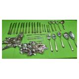 U - LOT OF VINTAGE FLATWARE(P513)