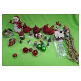 U - MIXED LOT OF CHRISTMAS FIGURINES & ORNAMENTS