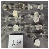 U - MIXED LOT OF CUT GLASS KNIFE RESTS (L30)