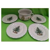 U - FOUR CHRISTMAS PLATES, ANTIQUE CHAMBER POT