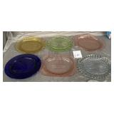 U - MIXED VINTAGE GLASS PLATES (L60)