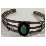SILVER TONE CUFF BRACELET (A34)