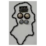 LOT OF COSTUME JEWELRY (A48)
