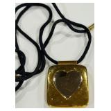 VINTAGE ESTEE LAUDER PERFUME LOCKET (A103)