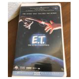 J1 - E.T. THE EXTRA-TERRESTRIAL VHS (D300)
