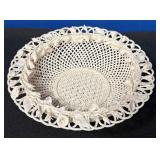 513 - VINTAGE BELLEEK PORCELAIN BASKET (F4)