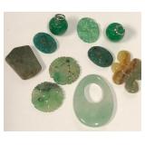513 - MIXED JADE PIECES (S35)