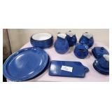 513 - LOT OF BLUE FRIESLAND DISHWARE (T46)