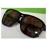 513 - PAIR OF SUNGLASSES (T12)