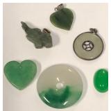 513 - MIXED JADE PIECES (S37)