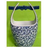 513 - HAND PAINTED CERAMIC BASKET (THAILAND)(F99)