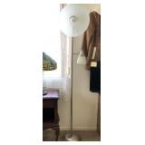 S2 - 7FT TALL FLOOR LAMP(R95)