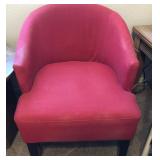 S2 - UPHOLSTERED CLUB CHAIR (R14)