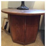 S2 - CABINET SIDE TABLE (R13)