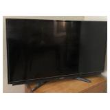 S2 - SHARP 32" TV (R86)