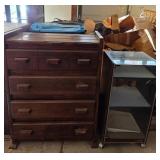 S2 - WHEELED CHEST & MEDIA STAND (G88)