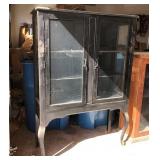 S2 - VINTAGE CURIO DISPLAY CABINET