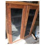 S2 - TWO-DOOR DISPLAY CABINET (G82)